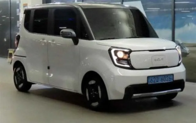 렉스턴스포츠칸 중고차 더 뉴 기아 레이 EV 에어 매물 사진 16 - 2025/08 10,381km