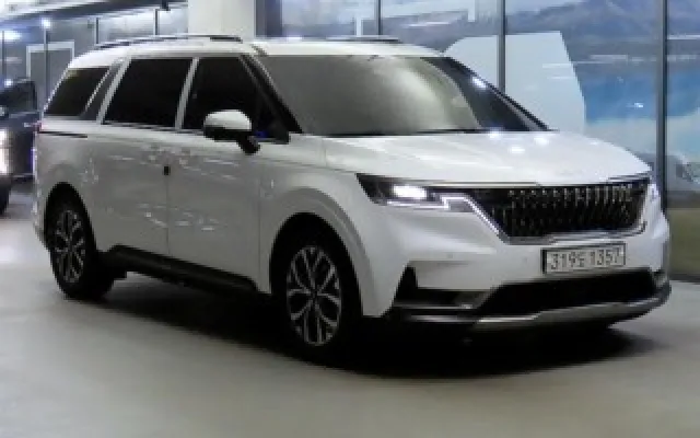 렉스턴스포츠칸 중고차 카니발 4세대 디젤 9인승 노블레스 매물 사진 8 - 2023/07 57,027km