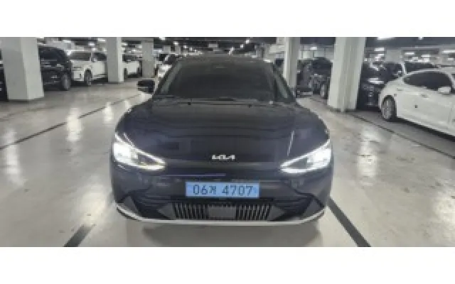 렉스턴스포츠칸 중고차 EV6 롱레인지 매물 사진 14 - 2022/09 84,993km