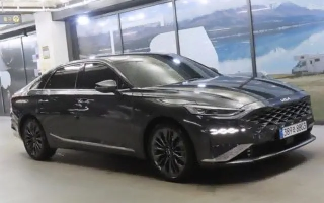 렉스턴스포츠칸 중고차 K8 2.5 2WD 매물 사진 7 - 2024/02 33,067km