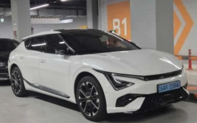 렉스턴스포츠칸 중고차 더 뉴 EV6 롱레인지 2WD 매물 사진 2 - 2024/07 35,017km